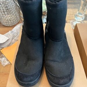 UGG black Ultimate Tas short boots size 9